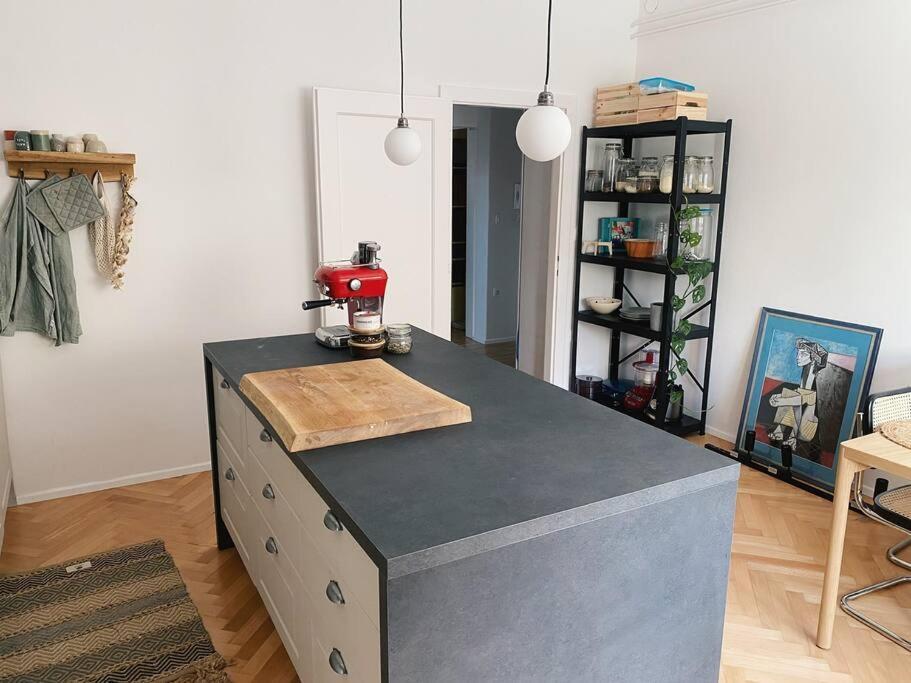 Cosy Apartment Tivoli Center Free Park リュブリャナ エクステリア 写真